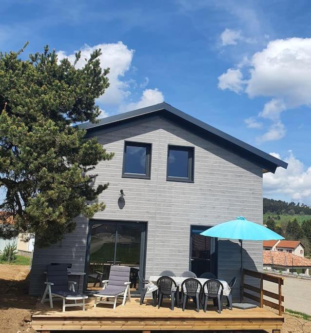 Le Gite Des Genets Coucouron Exterior photo